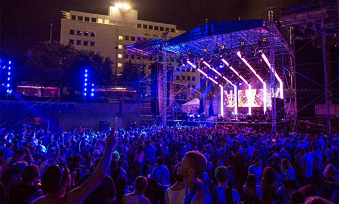 阿拉善惠山万达金街活动策划案例